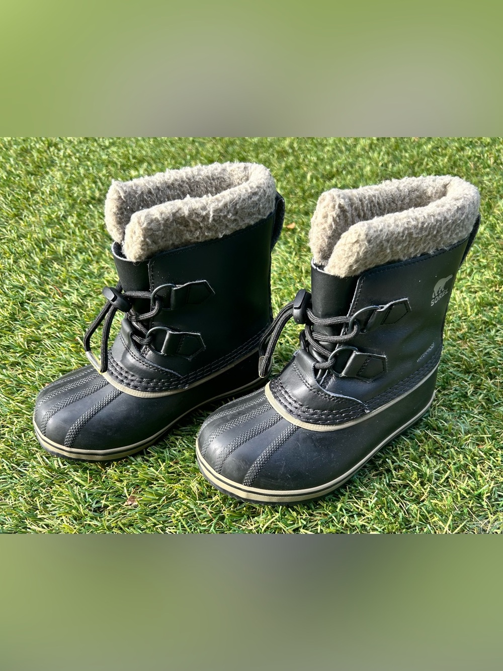 SOREL Whitney II Short Lace Winter Snow Boots Black Kids 13 Excellent Condition